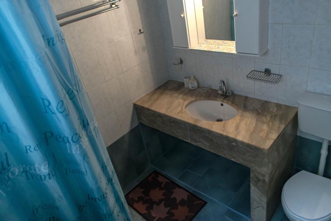 Villa Niovi Hálki Kültér fotó